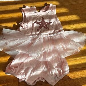 Baby gap perfect condition one piece light pink starfish tutu with snaps
